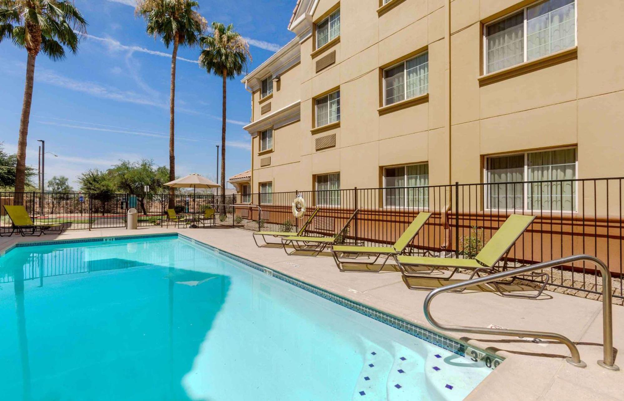 Extended Stay America Suites - Phoenix - Airport - Tempe Dış mekan fotoğraf